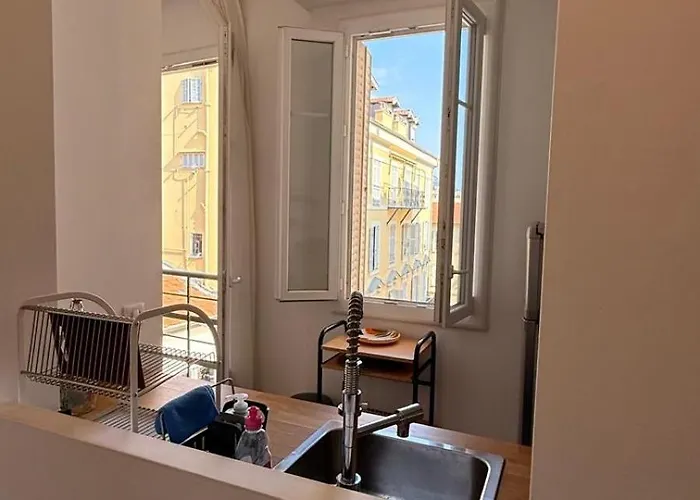 Apartman Living And French Riviera