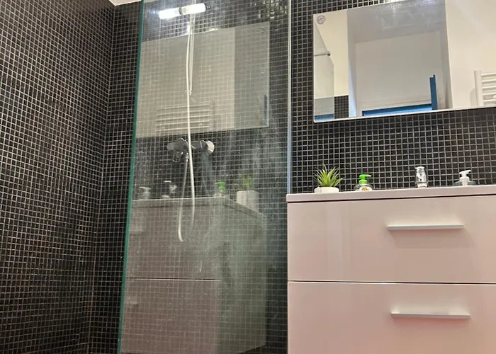 Living And French Riviera