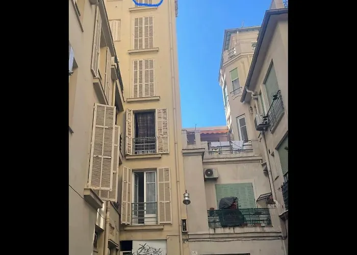 Apartmán Living And French Riviera *