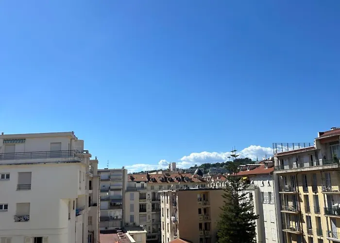 Apartmán Living And French Riviera *